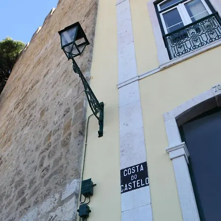 Апартаменты Traveling To Castelo *